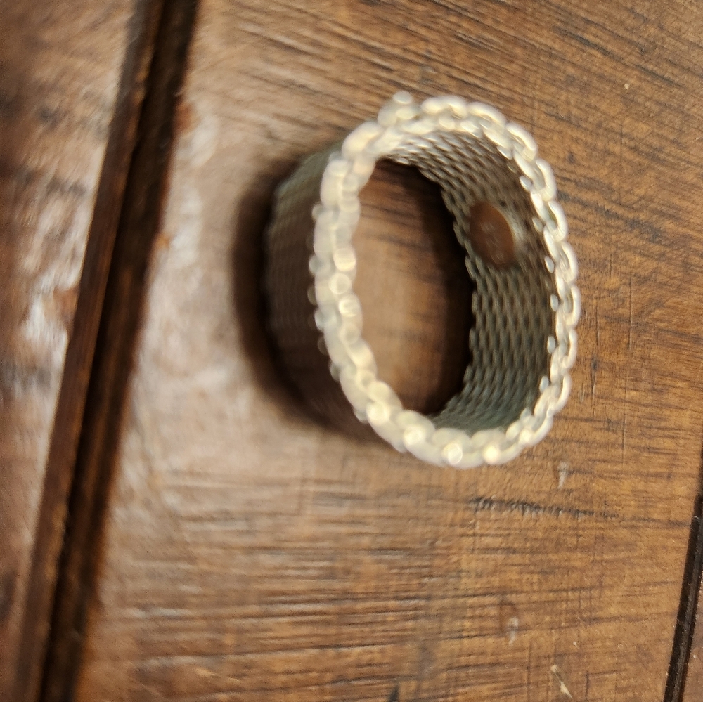 Mint Condition 925 Sterling Silver Wide Mesh Ring (Size 5.) - Picture 10 of 11
